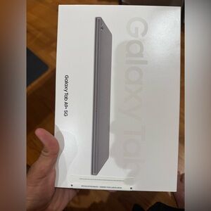 Samsung Galaxy Tab A9 5G - Gray